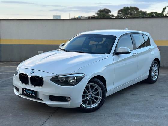 BMW 118i 1.6 16V TURBO GASOLINA 4P AUTOMÁTICO BMW 118i 1.6 16V TURBO GASOLINA 4P AUTOMÁTICO